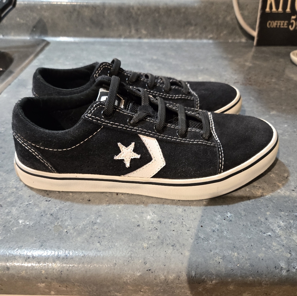 CONVERSE ONE STAR PRO SNEAKERS IN BLACK/WHITE